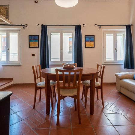 Ferret Apartment Alghero Bagian luar foto