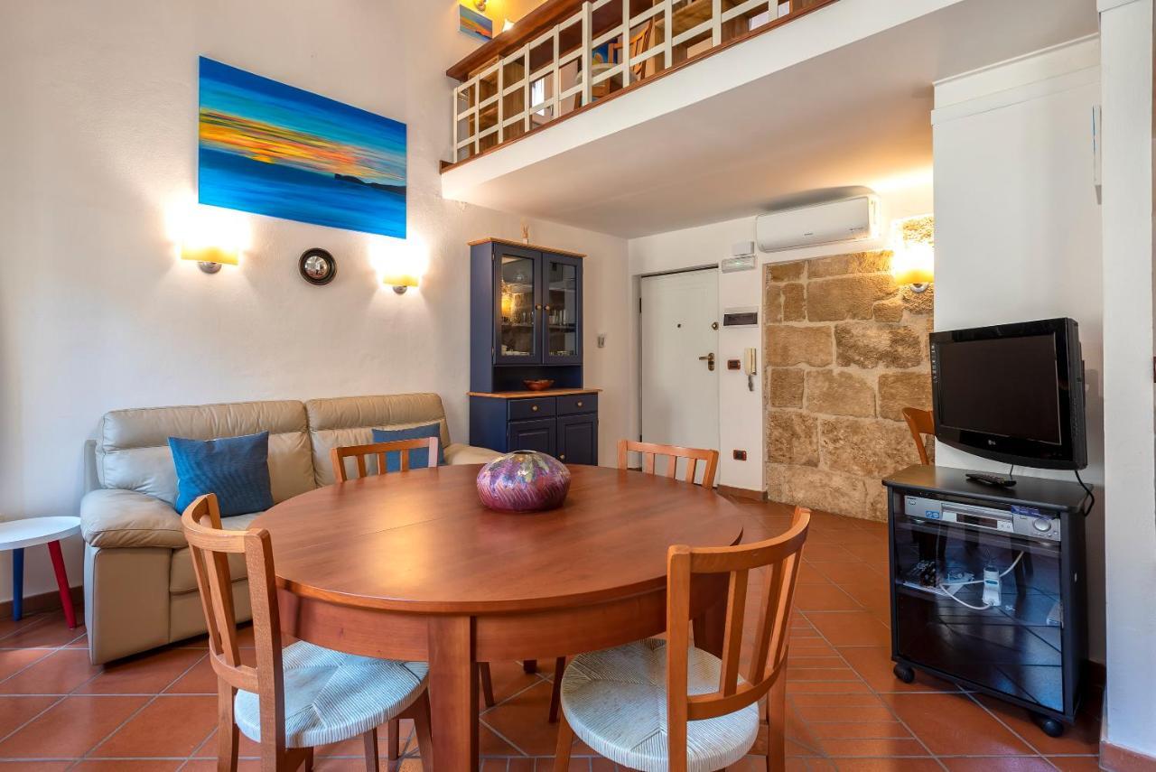 Ferret Apartment Alghero Bagian luar foto