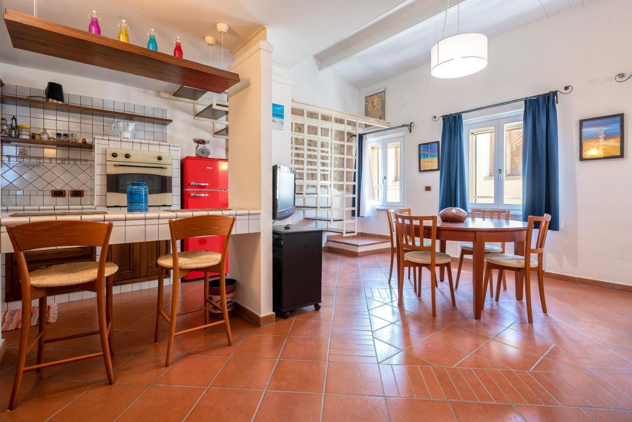 Ferret Apartment Alghero Bagian luar foto