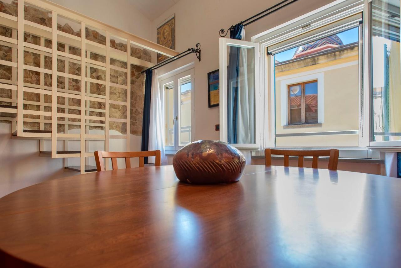 Ferret Apartment Alghero Bagian luar foto