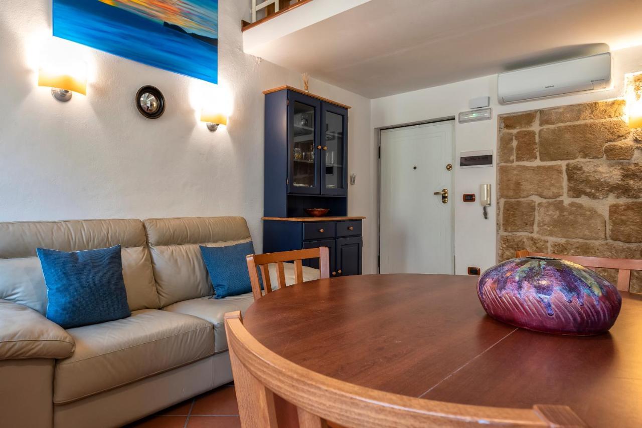Ferret Apartment Alghero Bagian luar foto