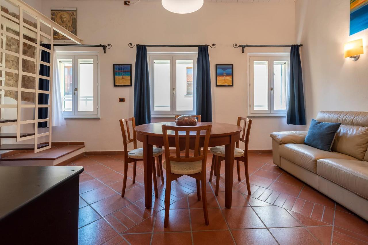 Ferret Apartment Alghero Bagian luar foto